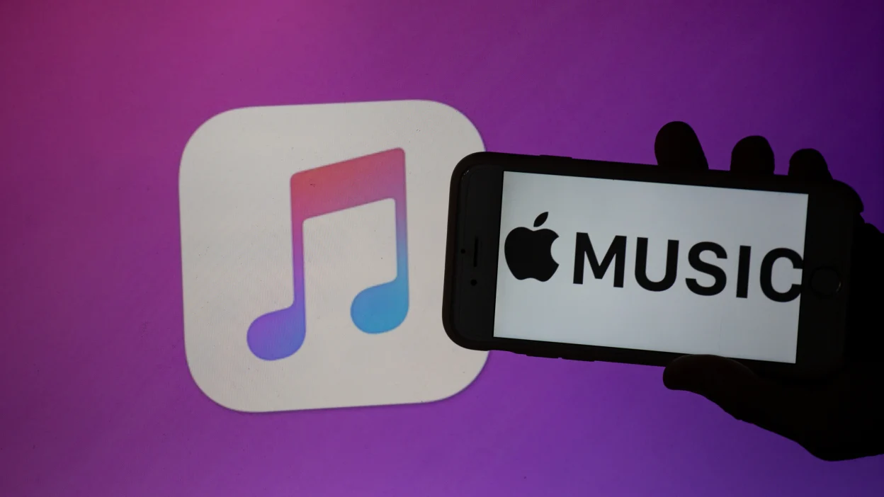 What is the Difference Between iTunes and Apple Music?