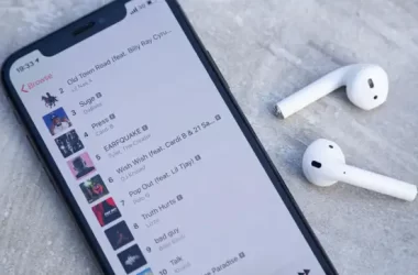 Can you share an Apple Music playlist to someone without Apple Music?